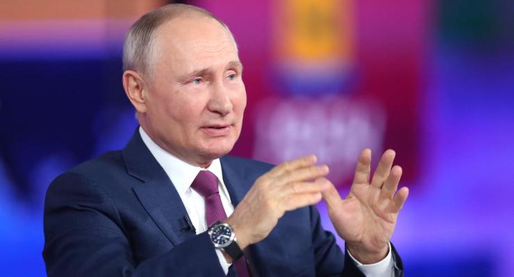 Путин приказал укрепить "братские связи" с украинцами