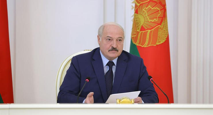 Лукашенко потребовал запретить импорт товаров из Германии