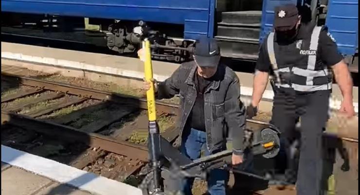 Пытался увезти на поезде: В Ужгороде судили похитителя электросамокатов