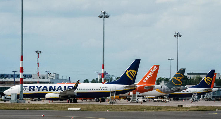 В Польше самолет Ryanair снова оставил пассажиров в аэропорту