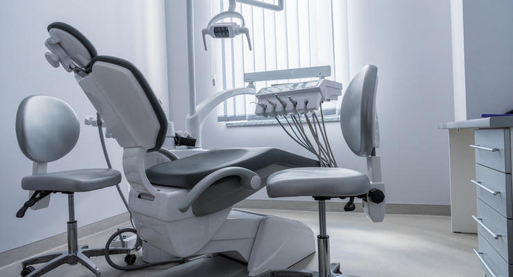В Мариуполе суд оправдал стоматолога, у которого умер 2-летний пациент