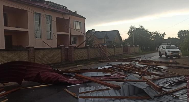 В сети появилось видео последствий урагана на западе Украины