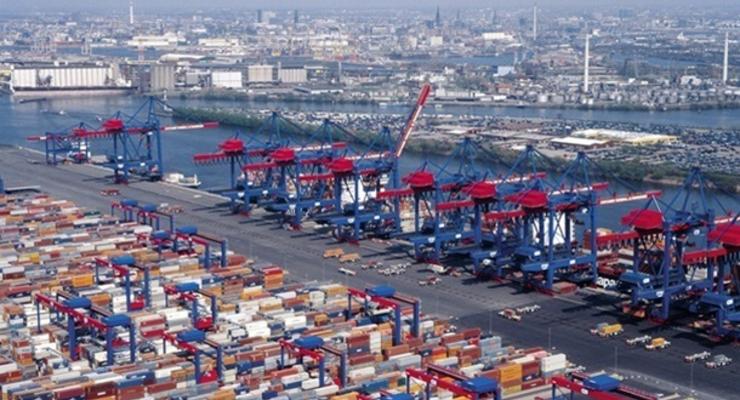 ​​Китай из-за COVID закрыл терминал одного из крупнейших в мире портов