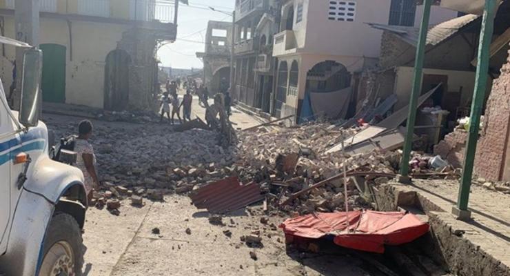 У Гаити произошло землетрясение, есть жертвы