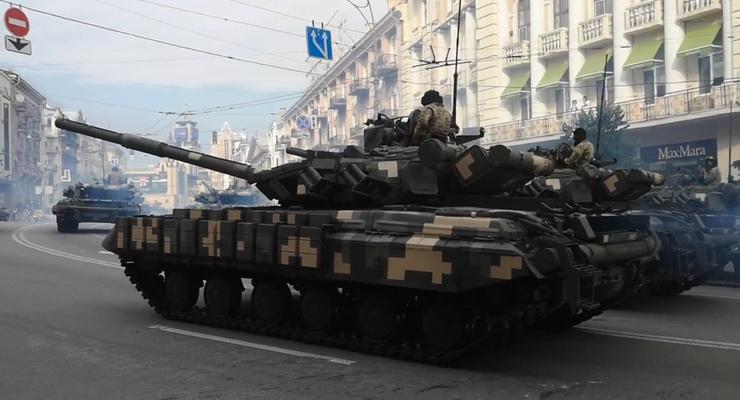 Появились первые видео с репетиции военного парада в Киеве