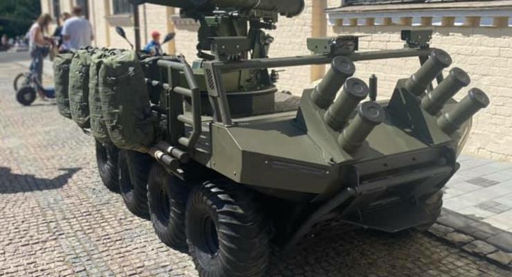 На параде в Киеве покажут украинских боевых роботов