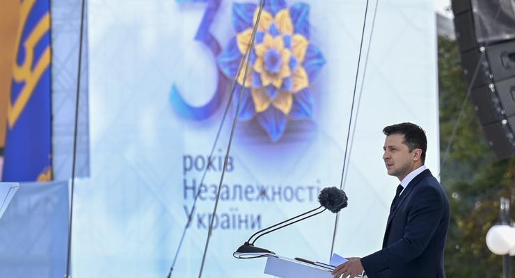 Зеленский во время праздничной речи поиздевался над Януковичем