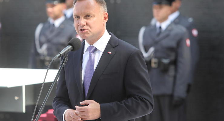Отношения с Украиной "исторически сложны", - президент Польши