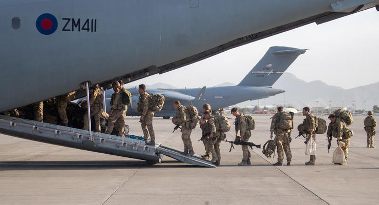 Американцы сломали военную технику, оставленную в Афганистане