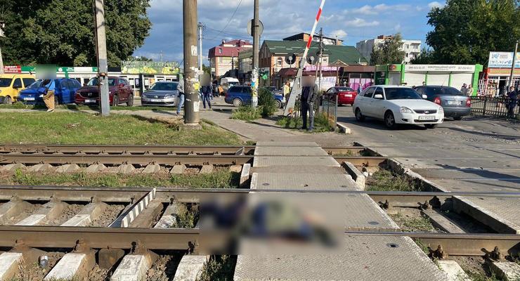 Был в наушниках: На Киевщине поезд насмерть сбил подростка