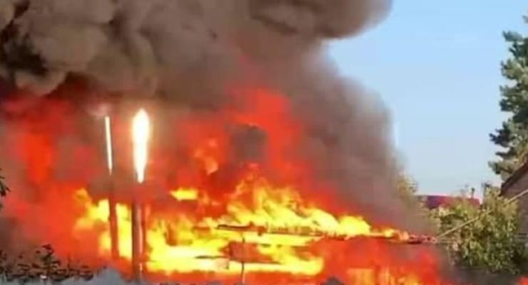 Под Киевом на СТО произошел пожар со взрывом