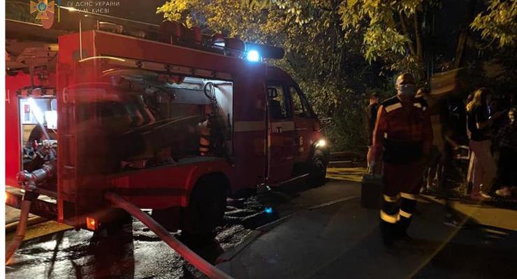 В Киеве произошел пожар в общежитии