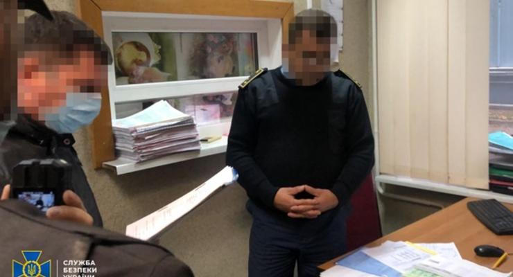 Таможенники в аэропорту Борисполь "крышевали" контрабанду