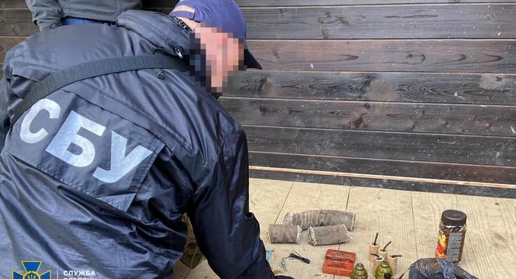 У львовского "активиста" нашли 2 кг взрывчатки и гранаты