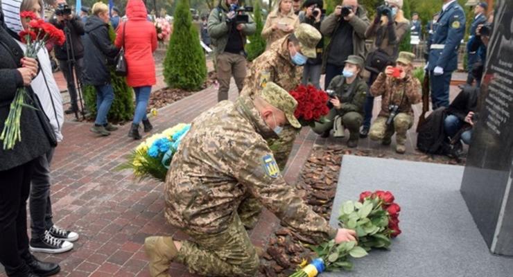 Крушение Ан-26: под Харьковом почтили погибших