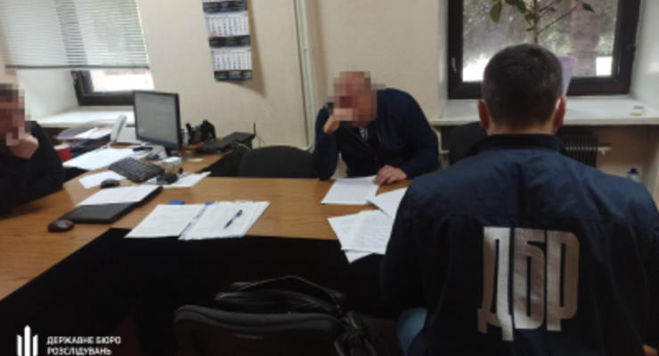 Инспектор Запорожской таможни нанес государству 42 млн грн убытков