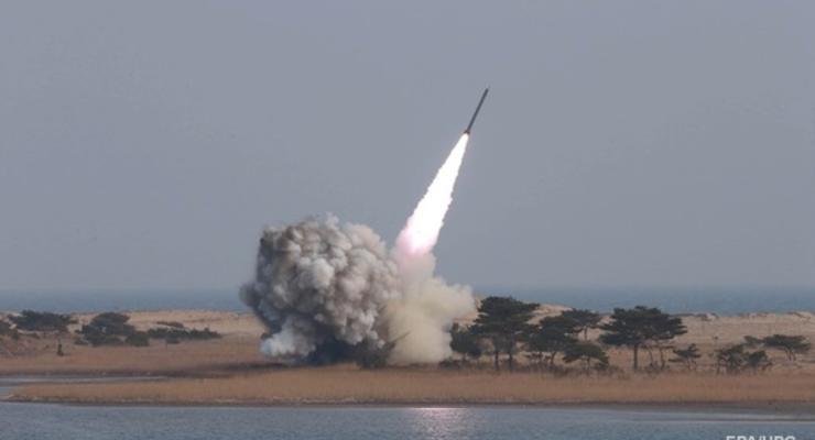 КНДР испытала новую зенитную ракету - СМИ