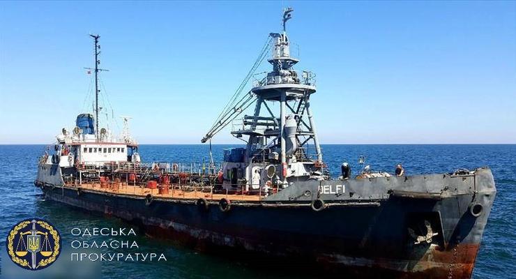 Крушение танкера "Delfi": Командиру пограничников грозит тюрьма
