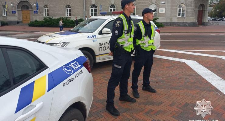 Убийство полицейского в Чернигове: Начальство полиции отстранили