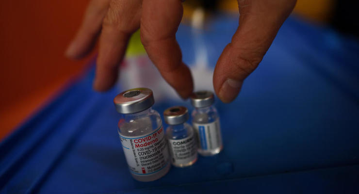 За сутки в Украине сделали 152 тыс COVID-прививок