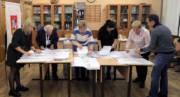 Россия начала перепись в Крыму, Украина протестует
