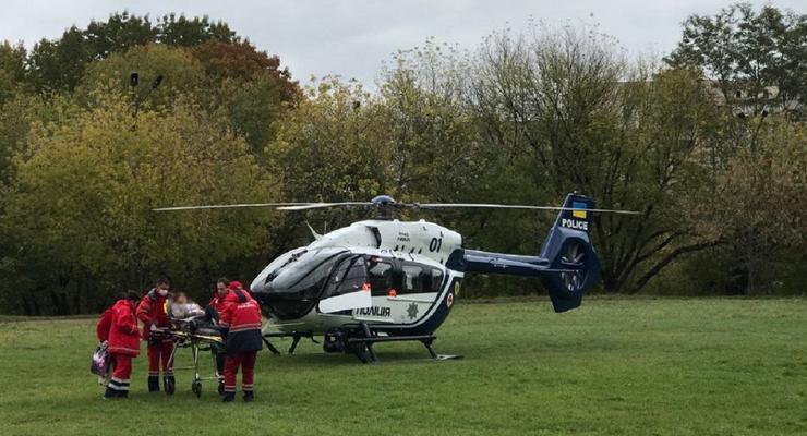 Во Львове беременную впервые доставили в больницу на вертолете