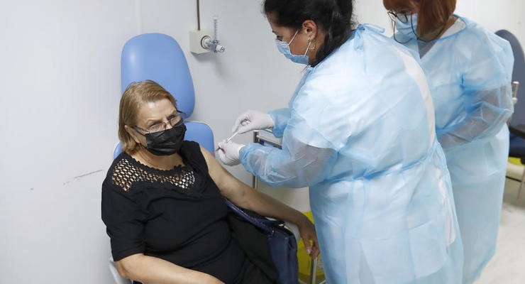 Крымчан призвали вакцинироваться на подконтрольной территории