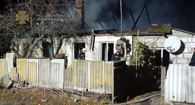 На Харьковщине сгорел жилой дом, трое погибших