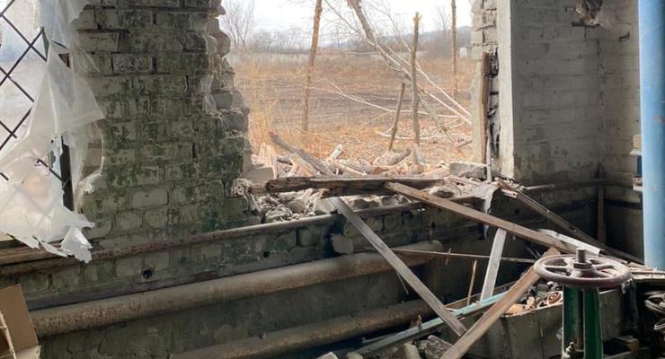 На Донбассе боевики продолжают обстрелы: подробности