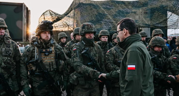 Польша пригрозила полностью перекрыть границу с Беларусью