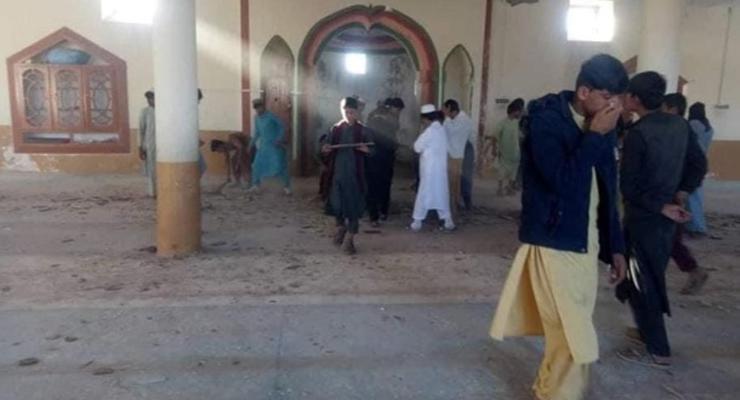 В Афганистане взрыв в мечети, есть погибшие