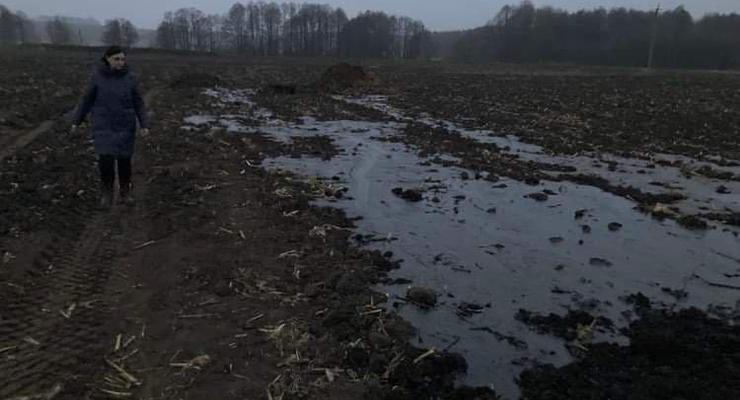 Авария на нефтепроводе в Сумской области — поражено минимум 210 м2