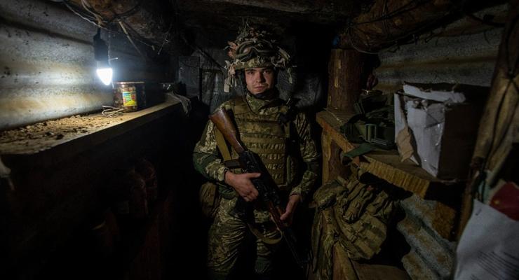 На Донбассе боевики пять раз обстреляли позиции ВСУ: подробности