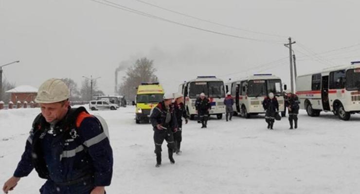 Авария на шахте в РФ: погибли трое спасателей, у шахтеров кончился кислород