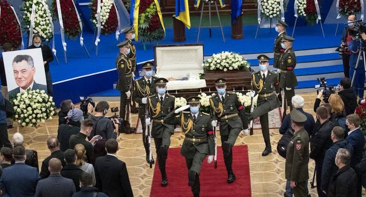 Киев прощается с экс-мэром Александром Омельченко
