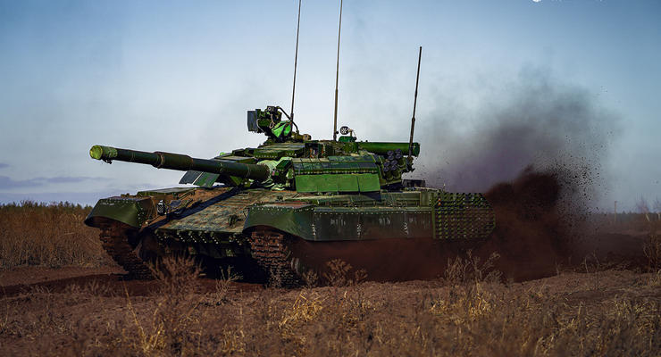 В Харькове показали обновленный командирский танк ВСУ