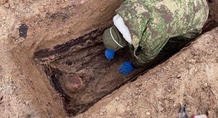 В Николаевской области раскопали 28 древних могил