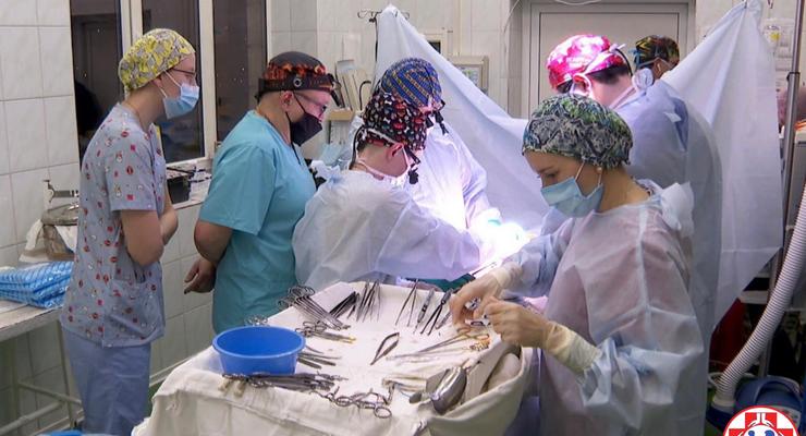 С начала года в Охматдете провели 50 трансплантаций костного мозга детям