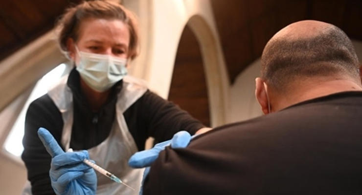 В Хорватии впервые связали смерть пациента с COVID-вакцинацией