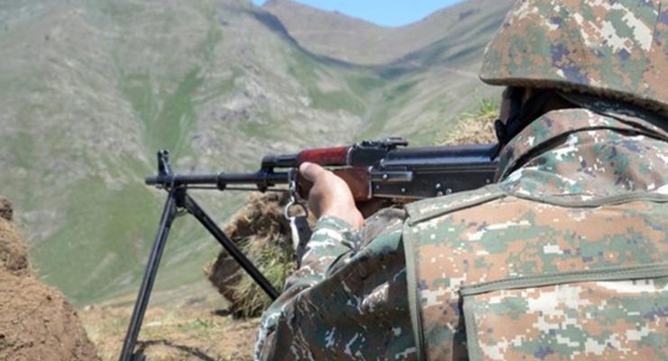 На границе Армении и Азербайджана произошла перестрелка, погиб военный