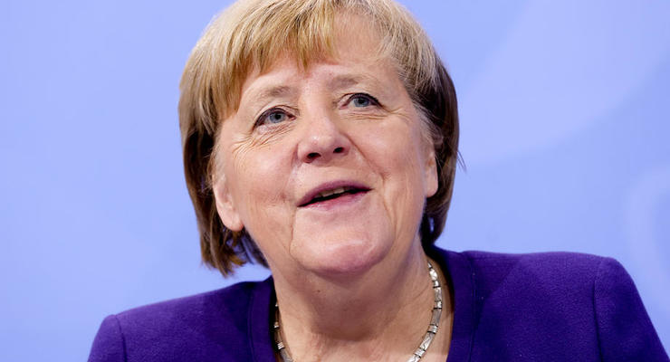 Стало известно, как Меркель провела первый день на пенсии