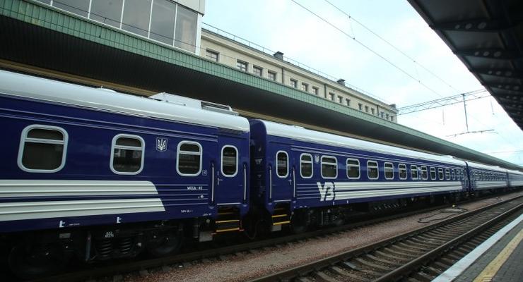 Укрзализныця запустила дополнительные поезда к зимним праздникам — расписание