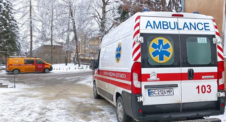 Снова ДТП фуры и автобуса: на Львовщине пострадали 7 человек
