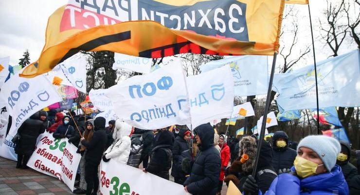 В ходе протеста ФОПов в Киеве на одного из митингующих составили протокол