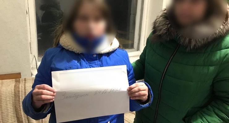 На Черкасчине школьница ушла из дома из-за плохих оценок