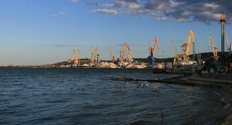 В Крыму два порта передали в "федеральную собственность" РФ
