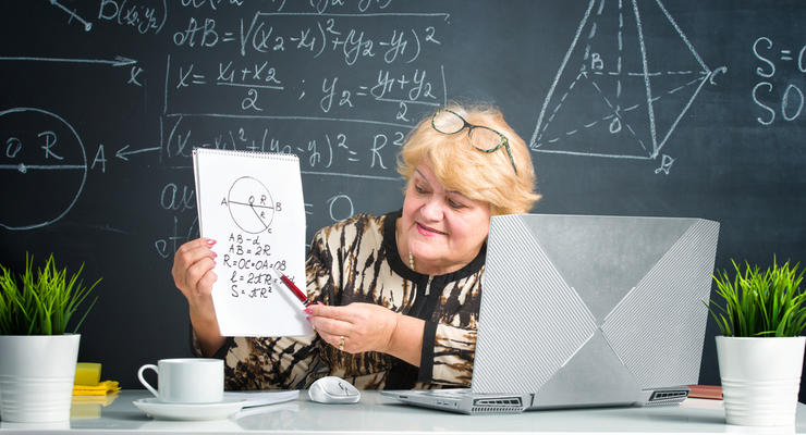 В 2021 году в Украине 61 тыс учителей получили ноутбуки