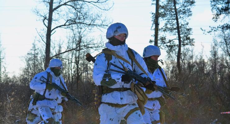 На Донбассе с начала суток "тишина" — боевики празднуют