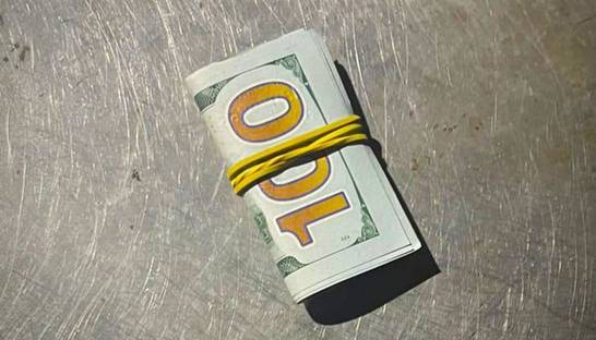 В Харькове полицейский обещал закрыть дело за $5 тыс, но его задержали