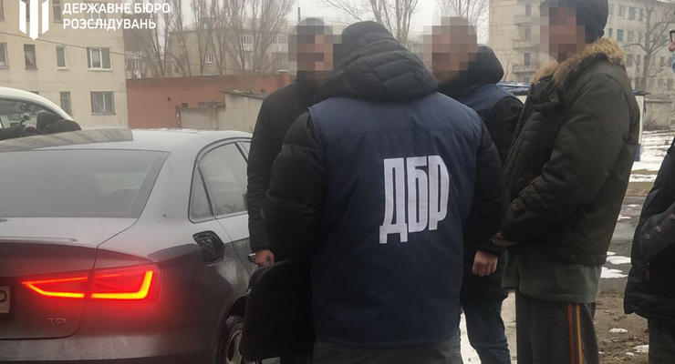 На Луганщине полицейский организовал сбыт амфетамина